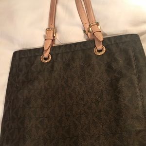Michael Kors tote